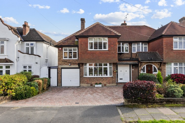 Snaresbrook Drive, Stanmore, Greater London